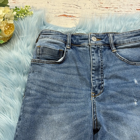 Anthropologie Pilcro High Rise Cigarette Raw Hem Distressed Jeans sz 27 - Picture 3 of 11